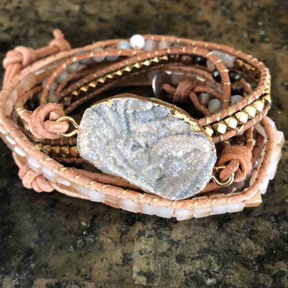 Sold out - wrap bracelet with gold plated geode - Picture 3 of 6